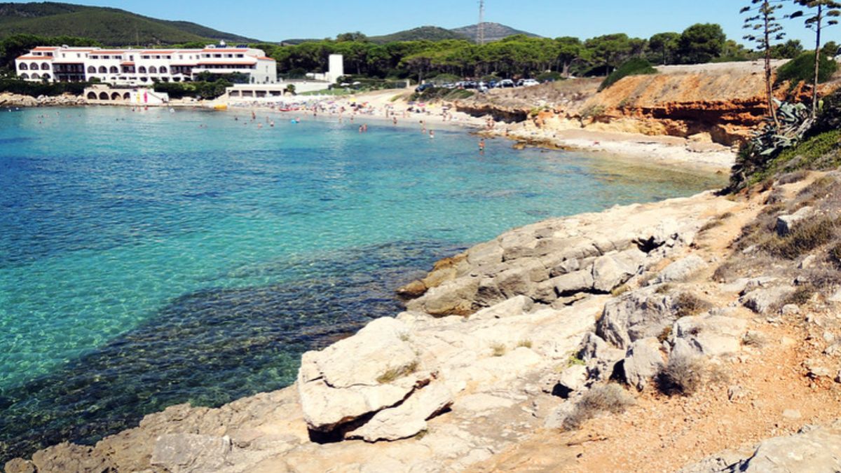 Włosi kuszą darmowym noclegiem na Sardynii