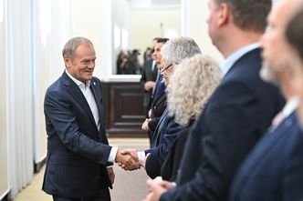 "Odprawa sztabowa" rządu. Padła kwota przeznaczona na usuwanie skutków powodzi