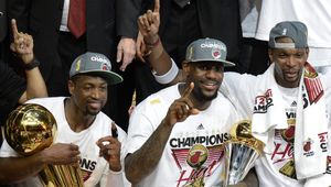 Miami Heat nie zwolnią Chrisa Bosha przed marcem. Nie pozwolą mu wzmocnić Cleveland Cavaliers