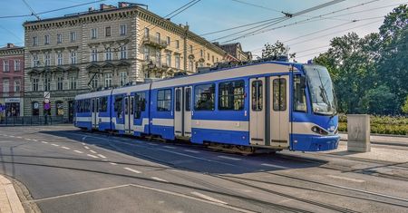 Bezpłatna komunikacja miejska w Polsce. To benefit głównie w mniejszych miastach