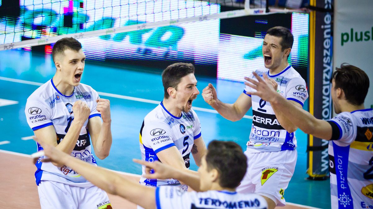 WP SportoweFakty / Tomasz Fijałkowski / Na zdjęciu: siatkarze Cerradu Czarnych Radom