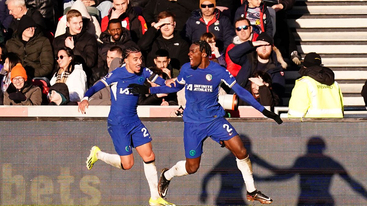 Zdjęcie okładkowe artykułu: Getty Images / John Walton / Na zdjęciu: piłkarze Chelsea