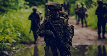 "Ognista burza" na Mazurach. Jest apel wojska