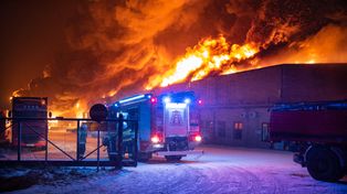 Śliwkowo: Pożar w Śliwkowie. Ogień objął poddasze domu jednorodzinnego. Siedem zastępów w akcji