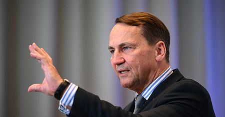 Sikorski z apelem do Nawrockiego. Mocne nawiązanie do tragedii pod Smoleńskiem