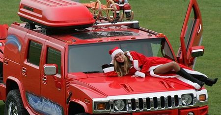 GeigerCars Christmas Hummer H2
