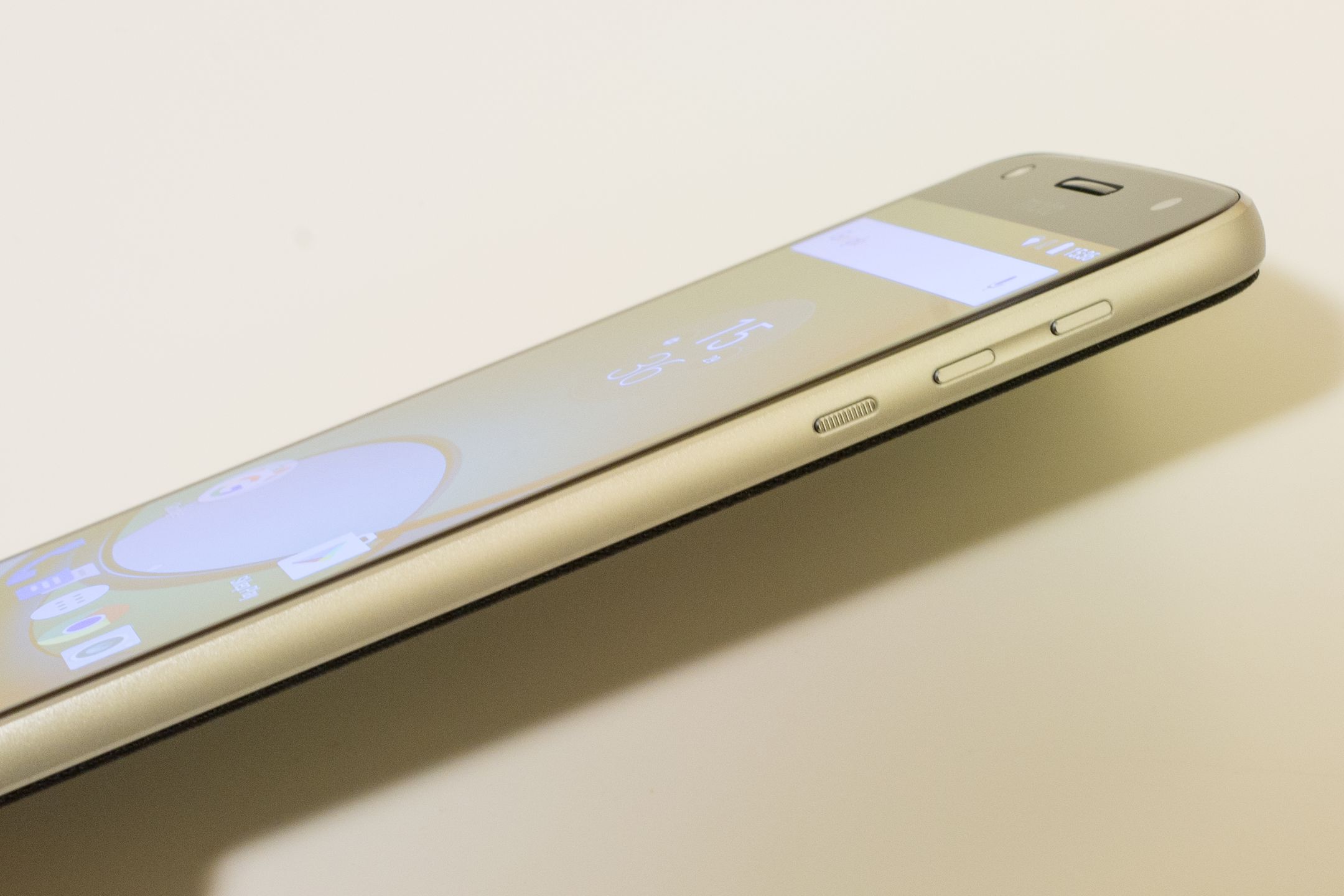 Lenovo Moto Z Play – test smartfonu, który zapowiada modułową przyszłość 3