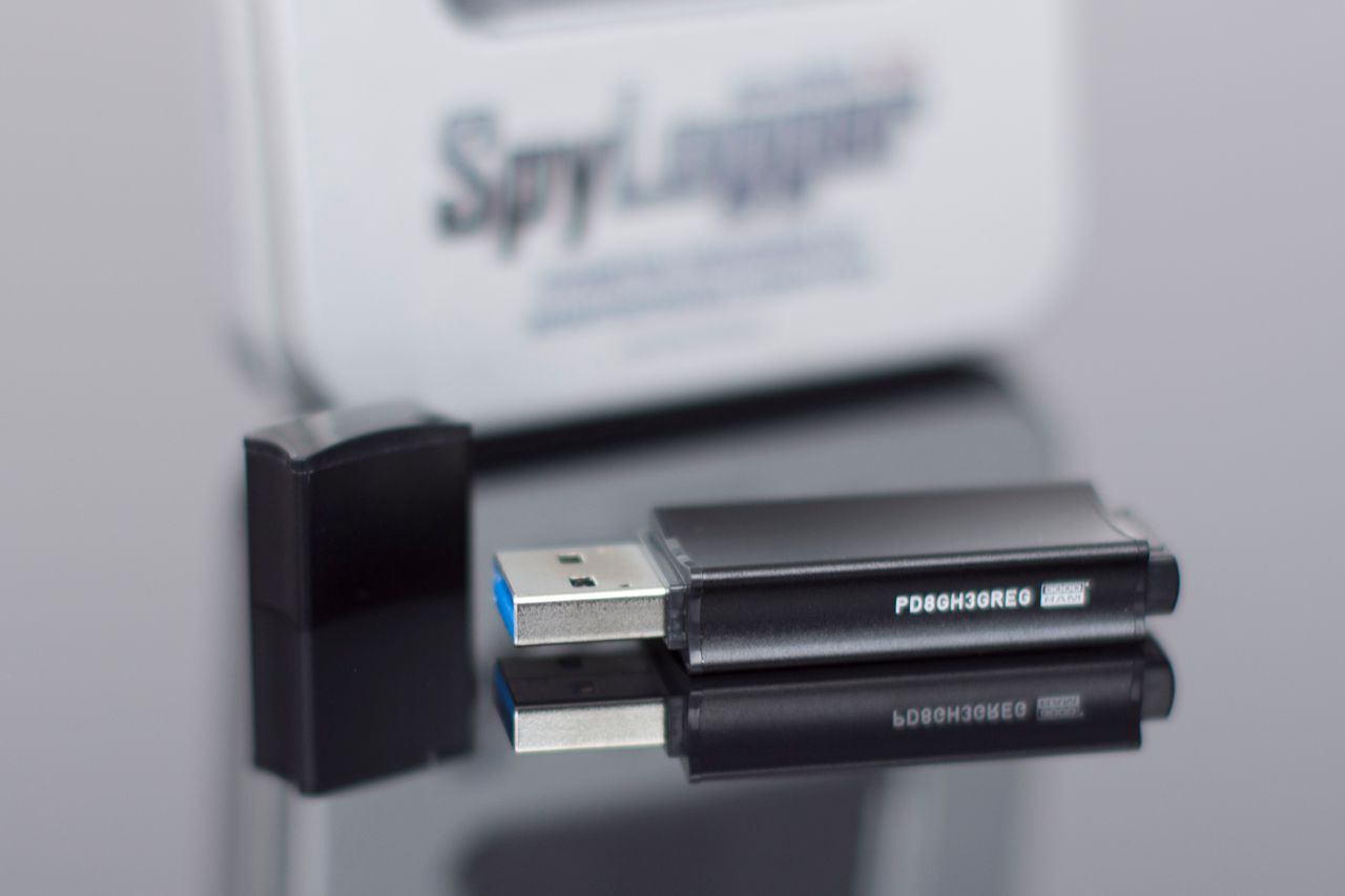 SpyLogger — komputerowy szpieg na pendrive