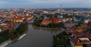 Fala kulminacyjna na Odrze dotarła do Brzegu Dolnego: Trwa walka z powodzią