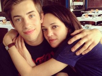 Asia Argento oskarża 17-letniego aktora o molestowanie: "Napalony dzieciak wskoczył na mnie"