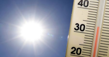 Lato pełne niespodzianek. Czeka nas upał, ochłodzenie, i znów upał