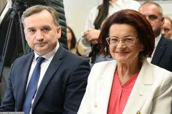 Ujawniają maile. Posłanka wpływała na dotacje z FŚ