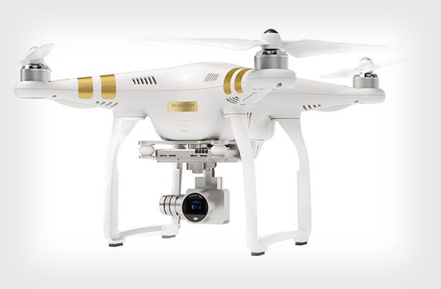DJI Phantom 3 - nowe, filmujące drony dla każdego