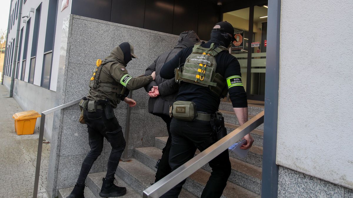 doprowadzenie
Marcin Bielecki
gra losowa, gry losowe, internetowa, intrnet, zatrzymanie