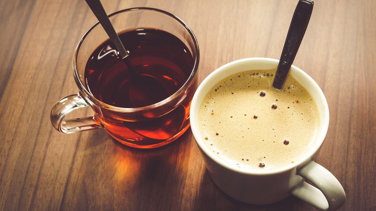 Aromatyczna kawa i herbata z przyprawami 