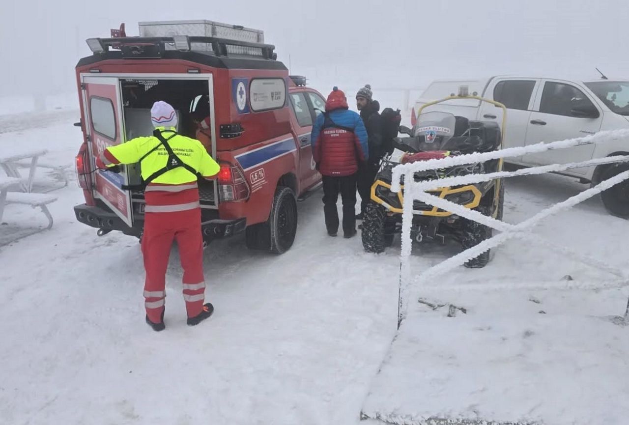 Niemiecka turystka niemal umarła na Śnieżce. Świadkowie ujawniają szczegóły