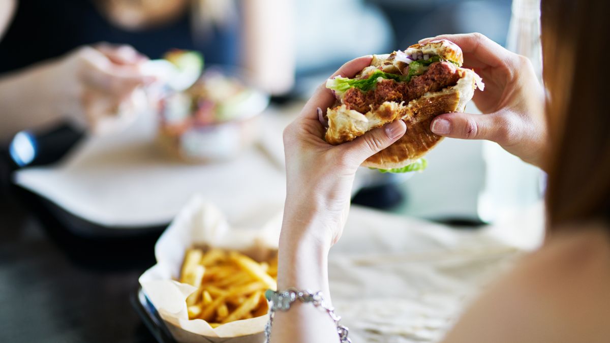 Fast-foody mogą przyczynić się do rozwoju raka. 