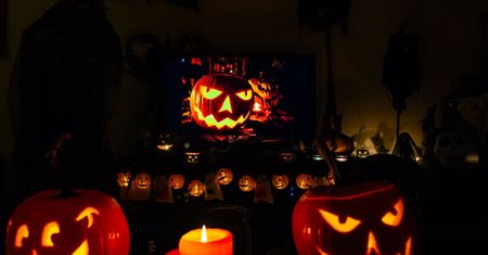 Zemsta za brak cukierków. Dzieci obrzuciły dom kamieniami