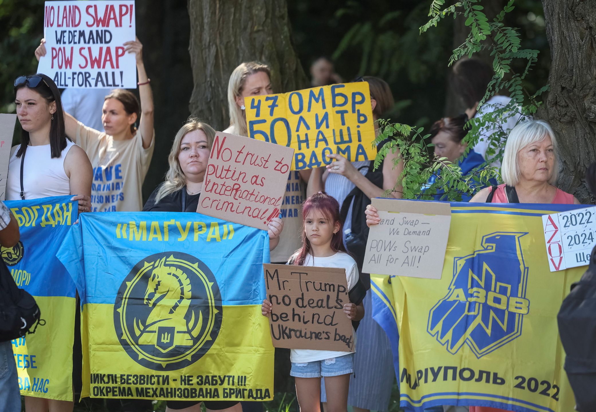 Ukraińcy protestujący przed ambasadą USA w Ukrainie 