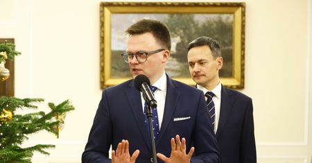 "Wypłacamy wynagrodzenia". Marszałek Hołownia zdumiony odkryciem w budżecie