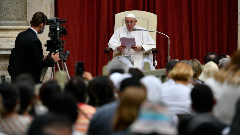 Franciszek prosił "o łaskę pocieszenia" dla poszkodowanych w pożarze w Nowej Białej