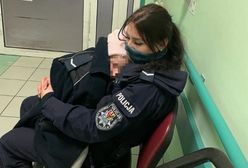 W środku nocy pchał wózek z małą dziewczynką. Pijany 29-latek wybrał się na spacer