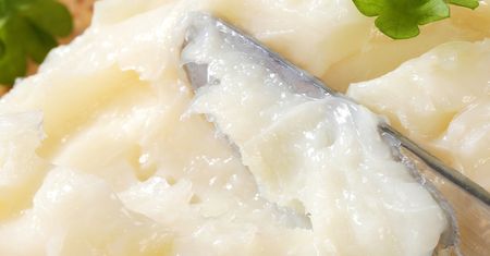 Lepszy niż włoska oliwa. Babcia smarowała nim kolana, a dziadek dodawał do gorącego mleka
