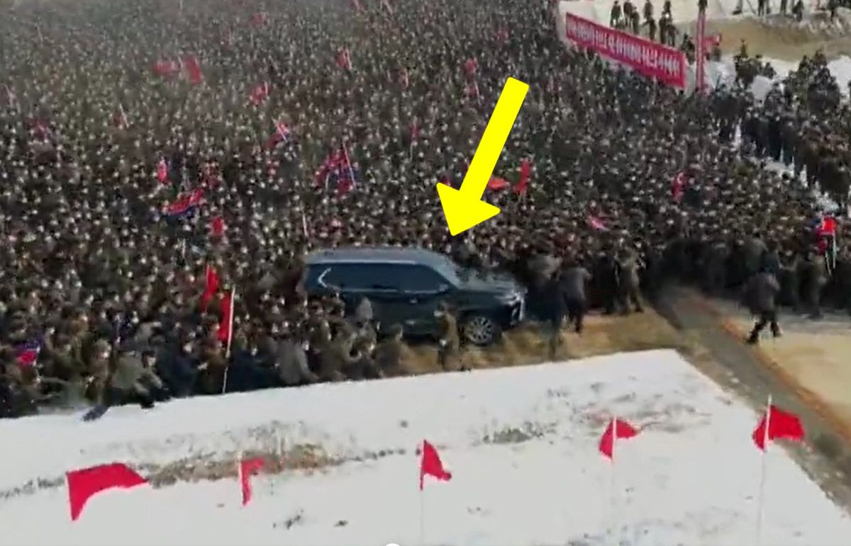 Chaos w Korei Północnej. Żołnierze otoczyli samochód