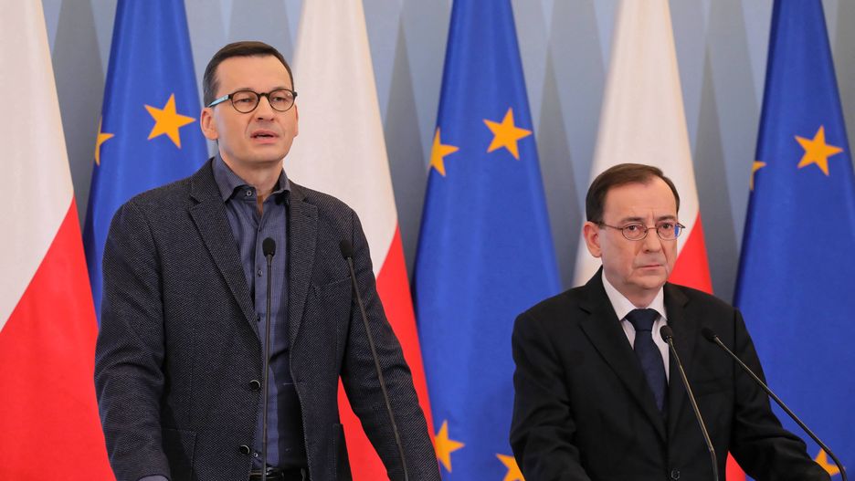 Mateusz Morawiecki wystąpił na konferencji z szefem MSWiA Mariuszem Kamińskim