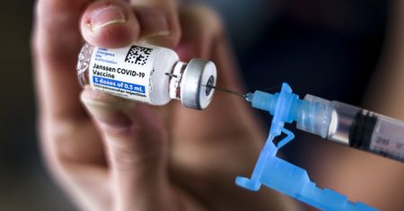 Johnson & Johnson. Kiedy pierwsza dostawa trafi do Polski? Jest data
