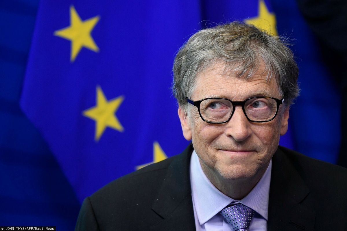 Bill Gates przyjął pierwszą dawkę preparatu przeciwko COVID-19