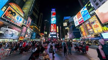 Zakazali fajerwerków. Tak narodziła się tradycja Times Square