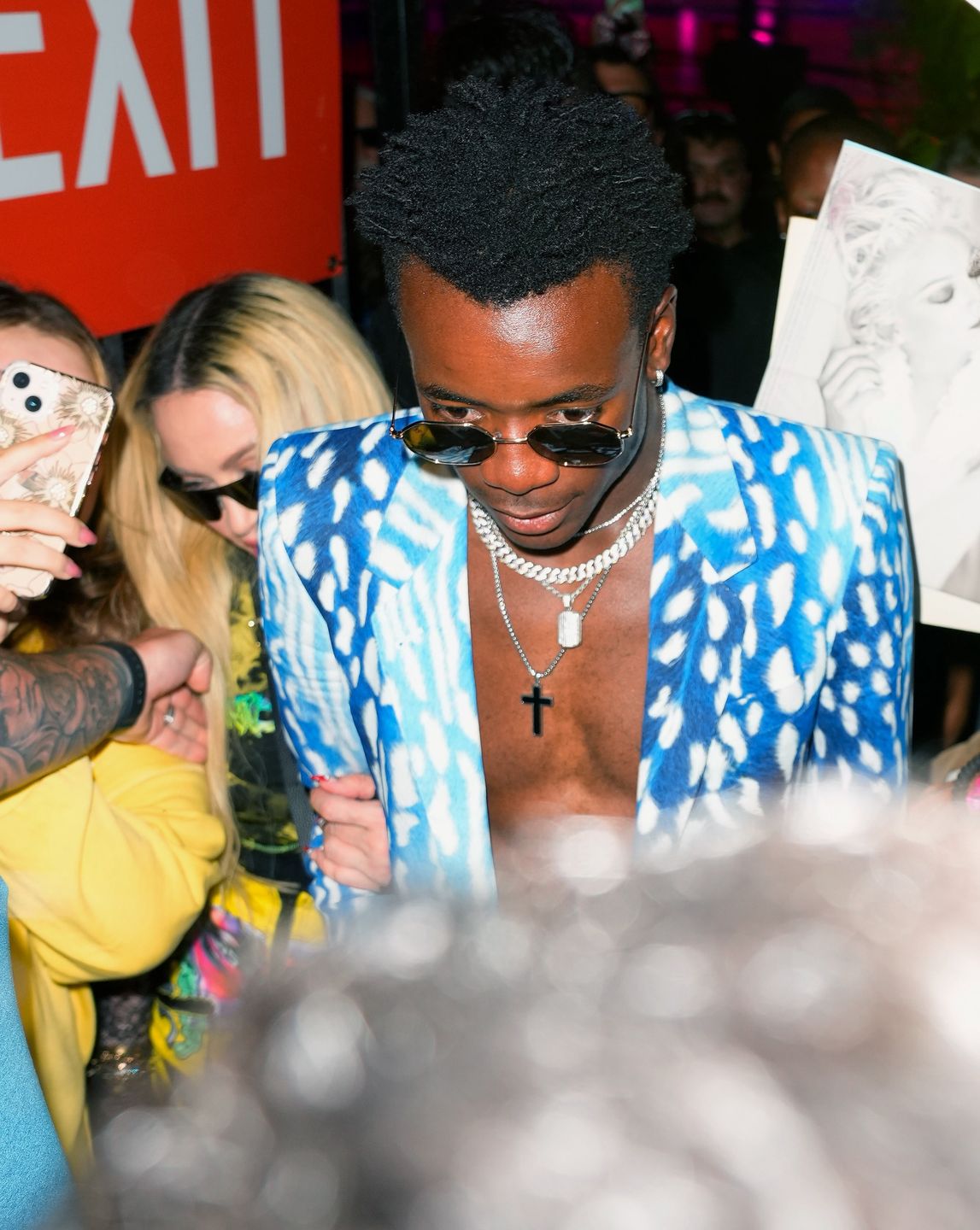 Syn Madonny odnosi się do plotek, że jest "bezdomny" i "umiera z głodu" 