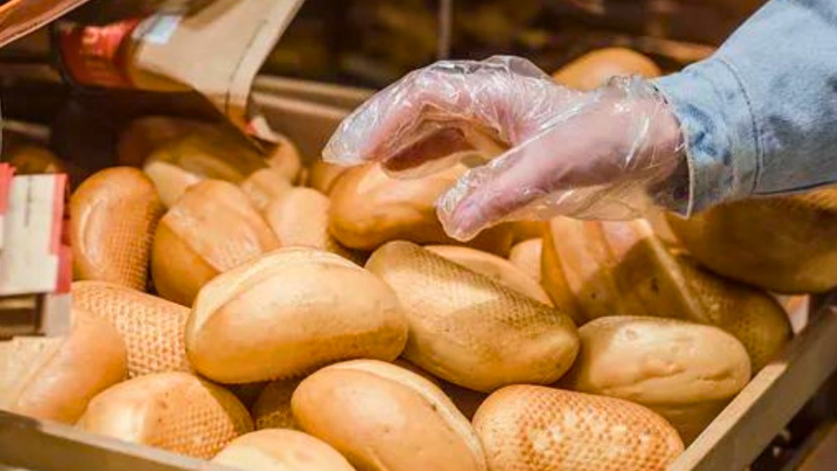 Bułki z Biedronki lubi każdy, ale nie każdy po nie dosięga 