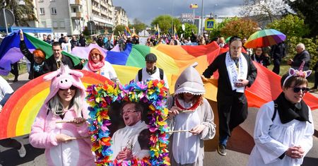 Urodziny Tadeusza Rydzyka. Będzie "satanistyczna orgia" pod Radiem Maryja