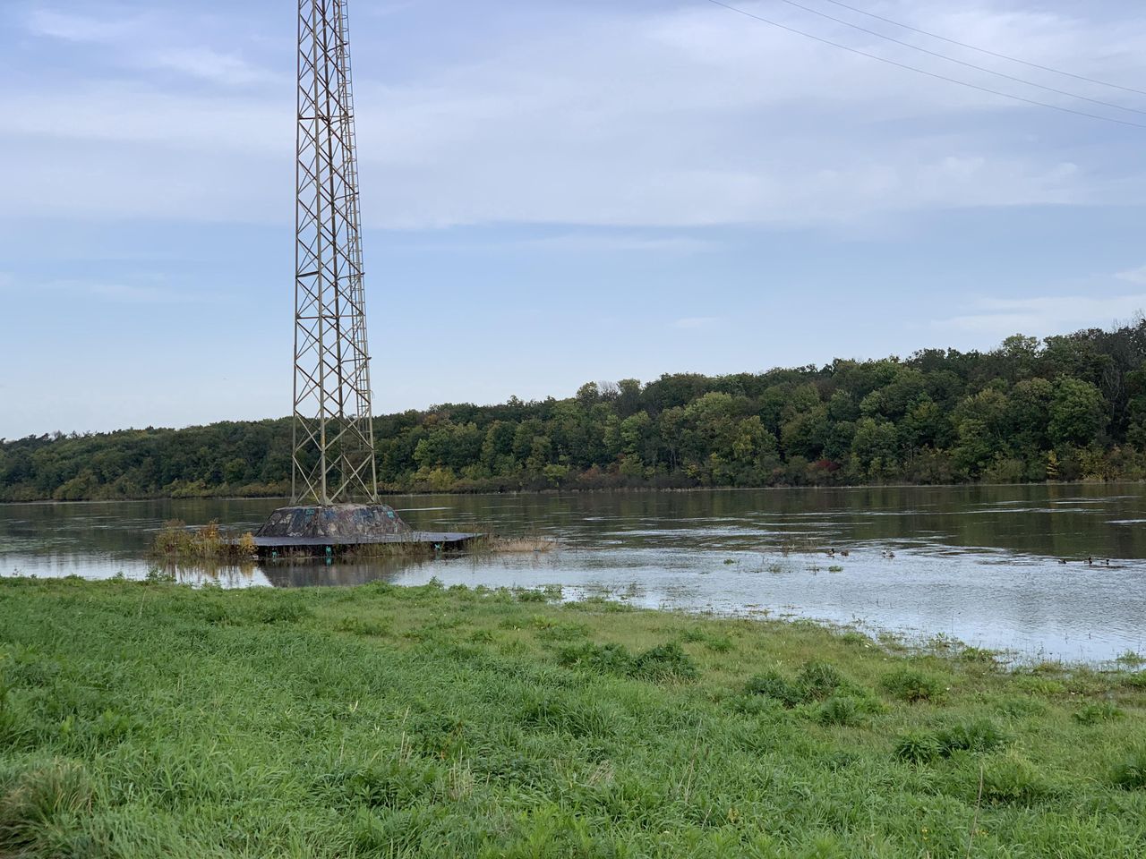 Ostrzeżenie IMGW dla Wrocławia. Ulewy mogą doprowadzić do gwałtownego wzrostu wód
