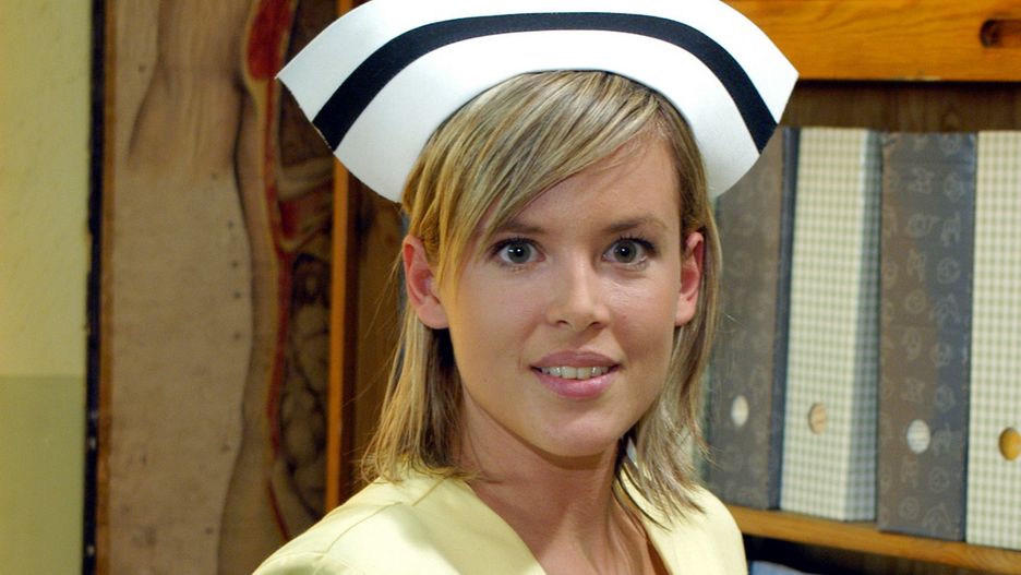 Daleko od noszy
serial komediowy, Polska 2004-2005
re�. Krzysztof Jaroszy�ski
scena z: Magdalena Mazur
SK: marzec 2005
fot. Zawada/AKPA