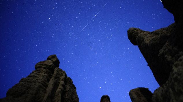 Tak spadały Perseidy w 2011 1