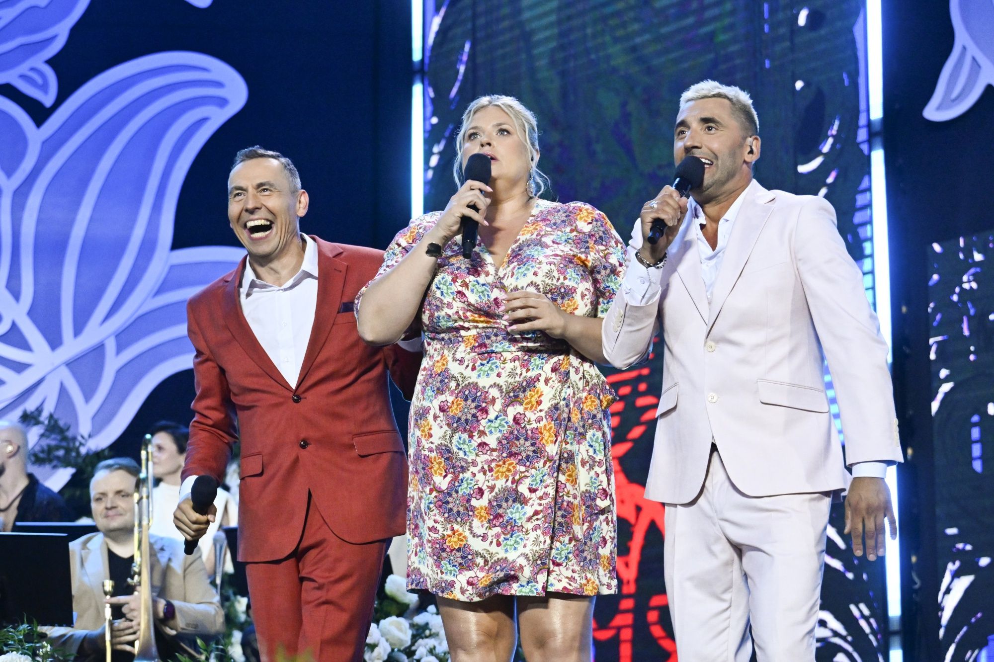 Internauci MIAŻDŻĄ drugi dzień Festiwalu Weselnych Przebojów