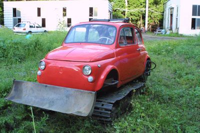 Fiat 500 jako buldożer