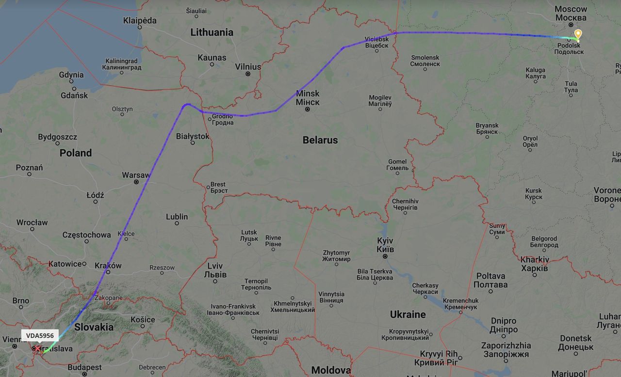 Pomimo zakazu nad Polską przeleciał samolot z Rosji. Na prośbę Słowacji uzyskał zgody