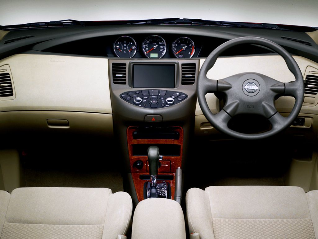 Nissan Primera 7