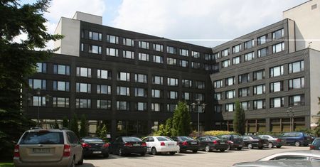 Kancelaria Sejmu wybuduje posłom nowy hotel. Bo obecny ma "standard jak w akademiku"