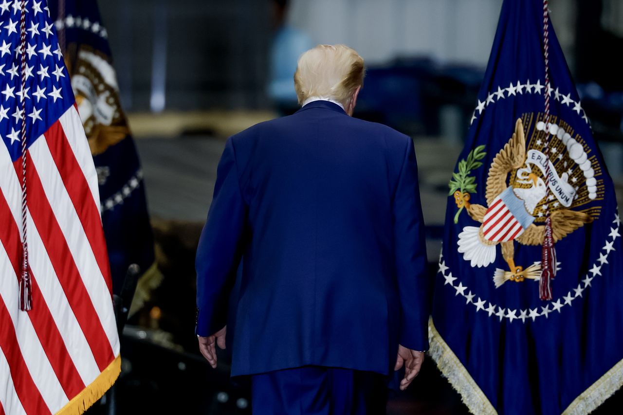 Po decyzji sądu ws. ceł Trumpa. Implikacje dla Wall Street, dolara i Fed