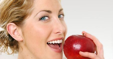 Tajemnica nazwy „Apple” wyjaśniona [wideo]