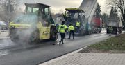 Radom: Drogowcy ułożyli asfalt na ulicy Szklanej, ale wciąż są utrudnienia