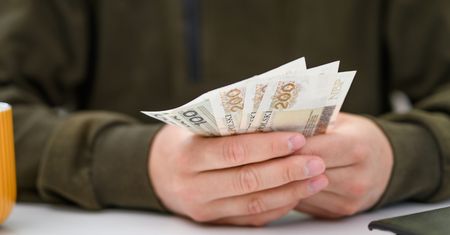 Płacą od 11 tys. zł i nie wymagają wykształcenia. Praca od zaraz