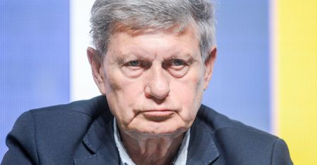 "Euro nie zastąpi reform w Polsce". Balcerowicz wskazuje na główny problem