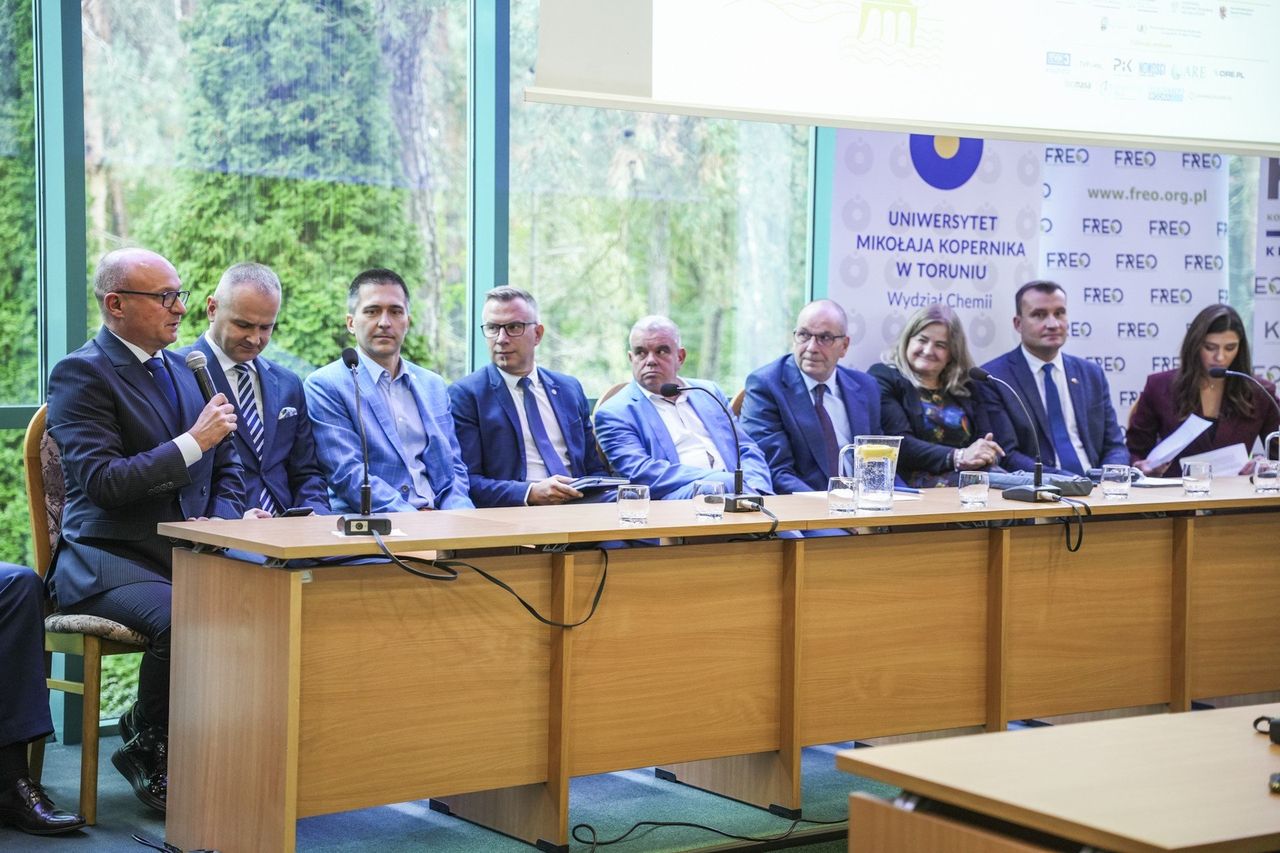 Toruń: O energetyce odnawialnej. To duże wyzwanie dla państwa, samorządu i biznesu