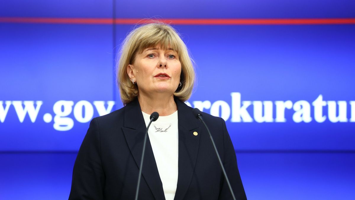 Briefing Prokuratury Krajowej
11.02.2025 Warszawa Briefing Prokuratury Krajowej dot. zawieszenia prokuratora Ostrowskiego, fot Tomasz Jastrzebowski/REPORTER
n/z: Anna Adamiak
Tomasz Jastrzebowski/REPORTER